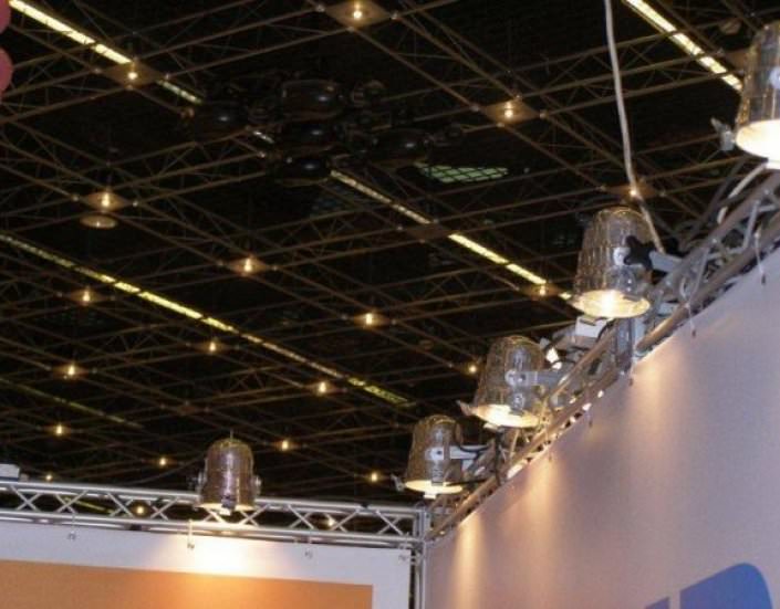 תאורה לביתנים